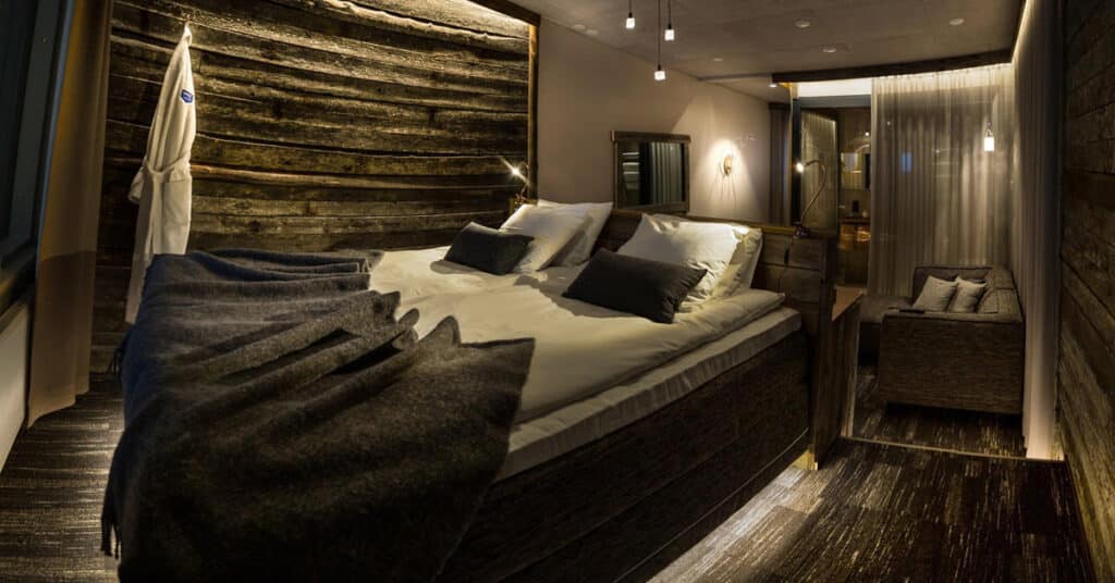 AURORA VIEW SUITES 
